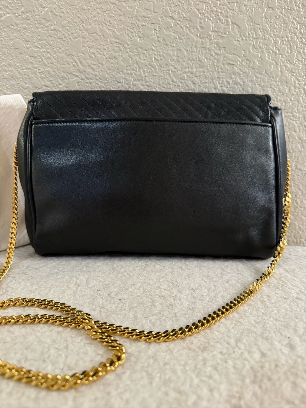 Vintage Celine Black Diagonal Quilted Leather Crossbody bag with Gold Chain - Picture 6 of 16